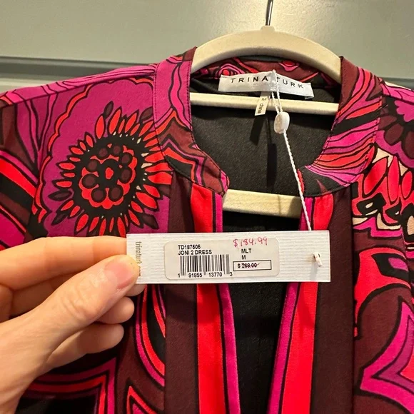 Trina Turk Joni Printed Bell Sleeve Dress Medium - Picture 8 of 9